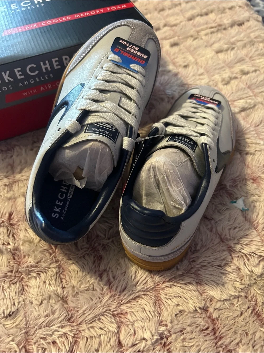 Skechers Boys' Hotshot Junior Varsity sneakers size 2.5